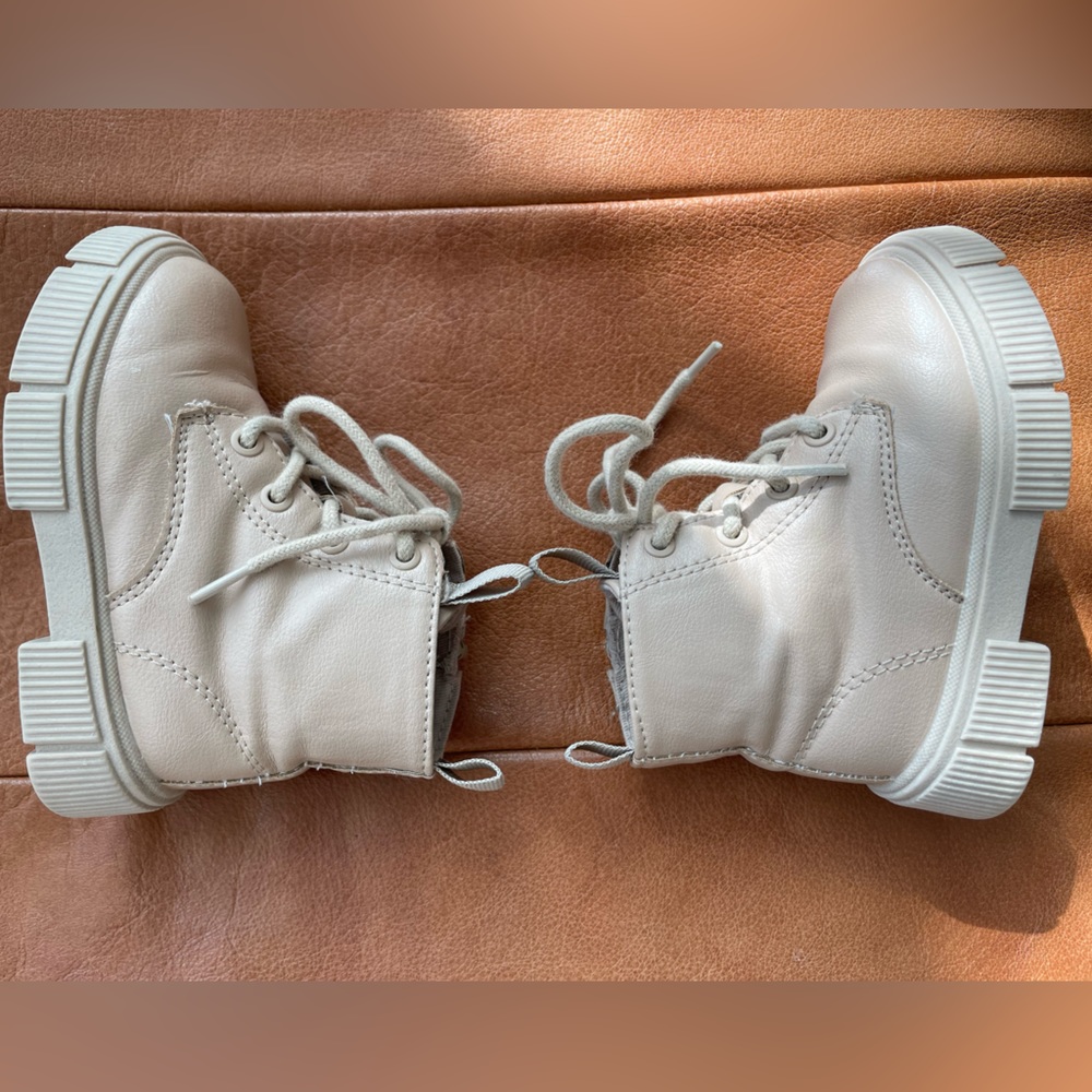 Zara Off White Toddler Boots